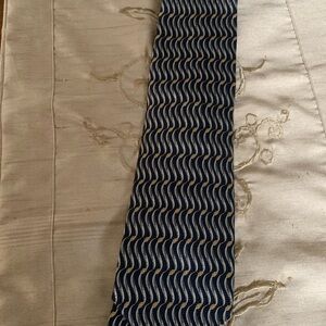 ALFRED SUNG Navy and Gold Italian silk wave Tie